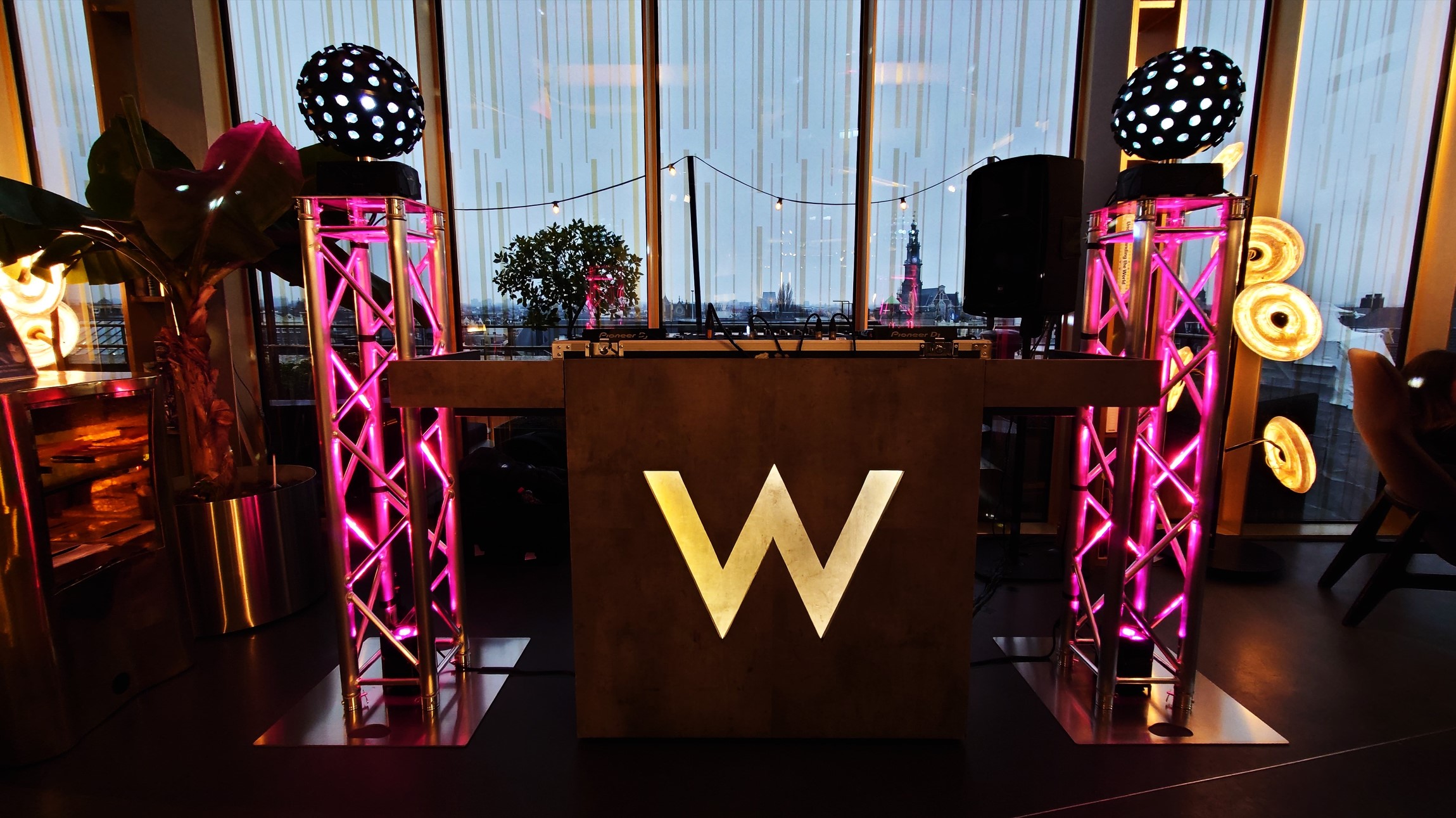 Photo 4 of Sound2Light | Licht en Geluid Verhuur | AV Service & Event Support